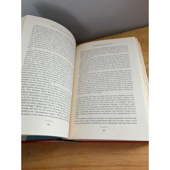 The War Against The Jews 1933-1945 By Lucy S. Dawidowicz Hardcover Book 1975 - Picture 15 of 16